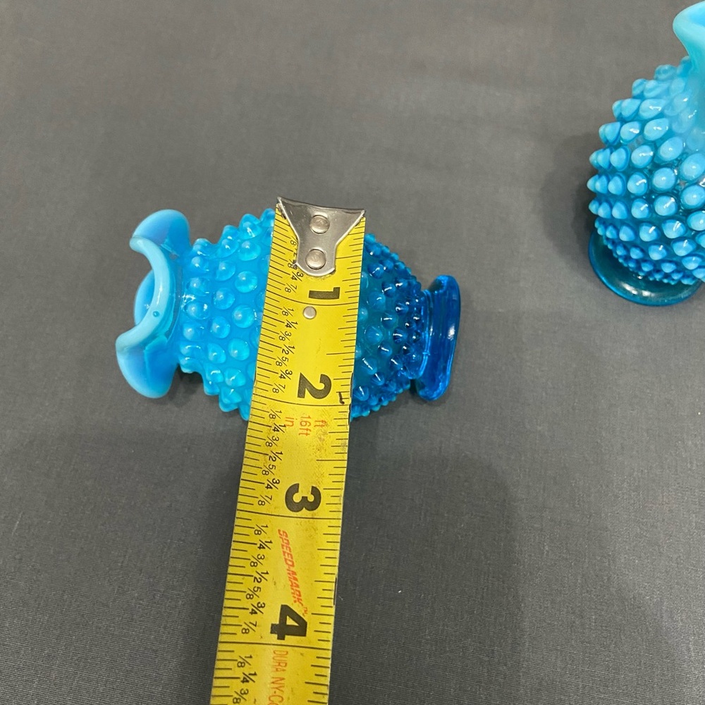 Vintage FENTON Blue Opalescent Hobnail Mini Ruffled Vases Pair #3953 Mid-Century - Picture 12 of 14